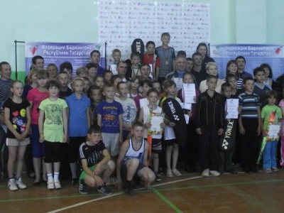 День защиты детей в Алексеевском. Соревнования по бадми...