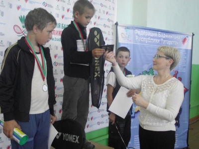 День защиты детей в Алексеевском. Соревнования по бадми...