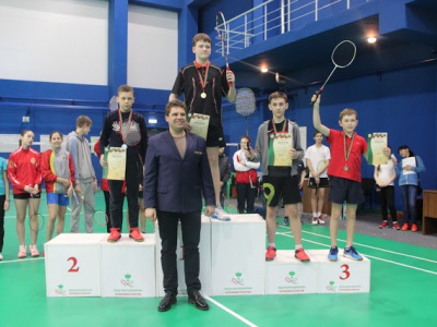 Первенство РТ по бадминтону до 15/19 лет