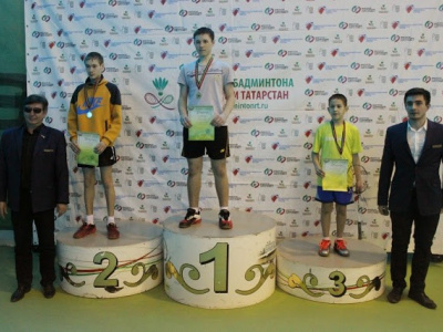 Соревнования по бадминтону в рамках Спартакиады учащихс...